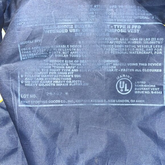 Kent Watersports US Coast Guard Approved Child (30 lbs) life jacket - Picture 3 of 3
